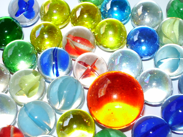 illustration: marbles