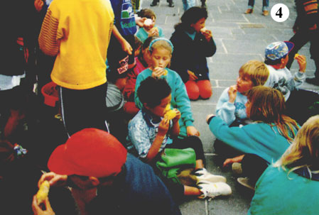 Children eating 